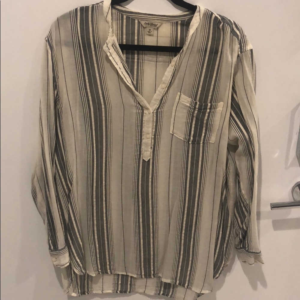 Lucky Brand Half Button